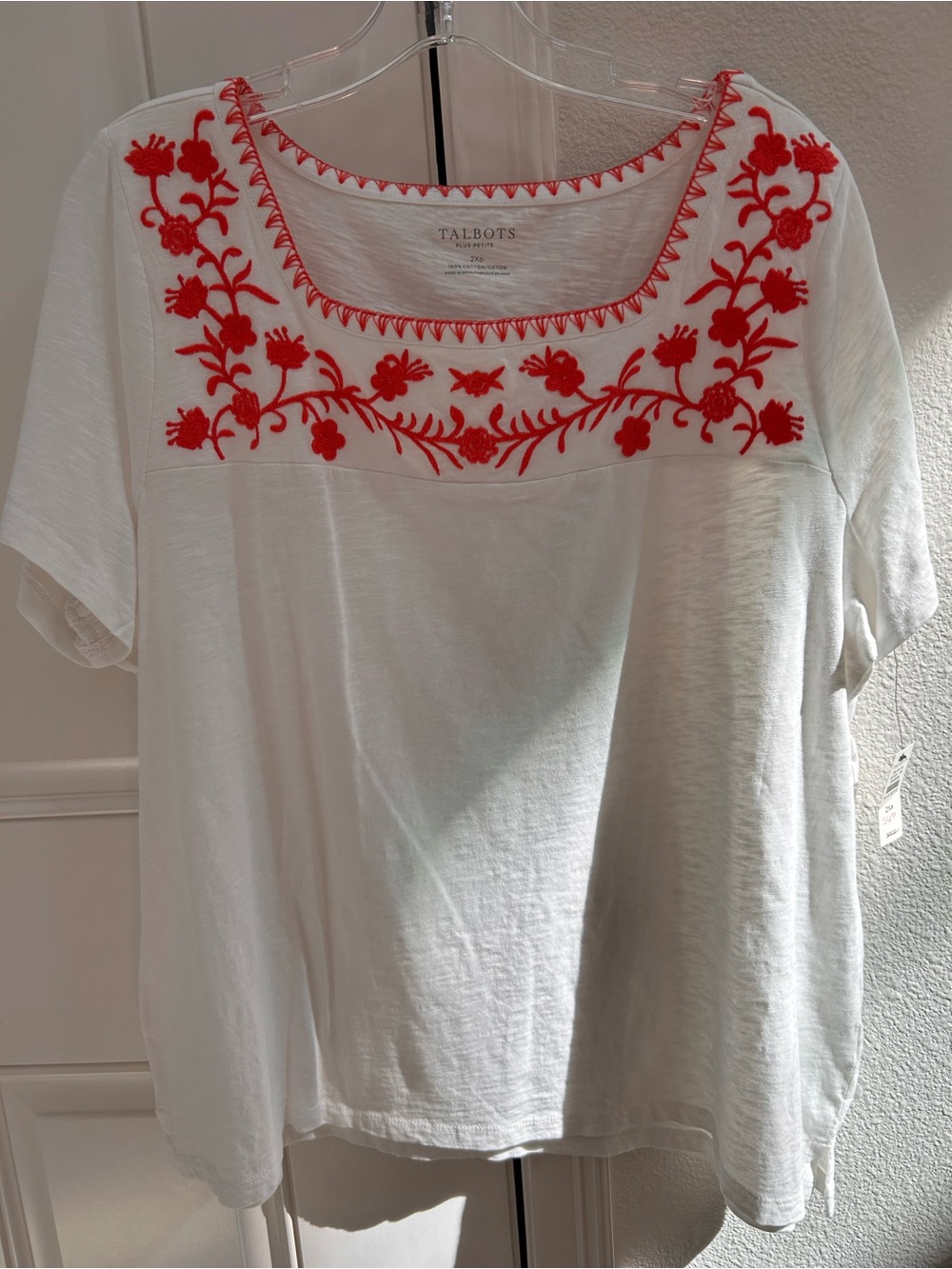 Talbots White Short-Sleeve Top with Red Floral Embroidery